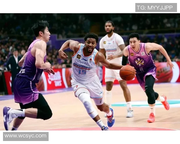 2019年CBA山东队与江苏队激战回顾精彩瞬间与赛场亮点分析